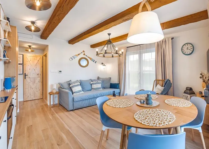 Port Krynica, Sun & Snow