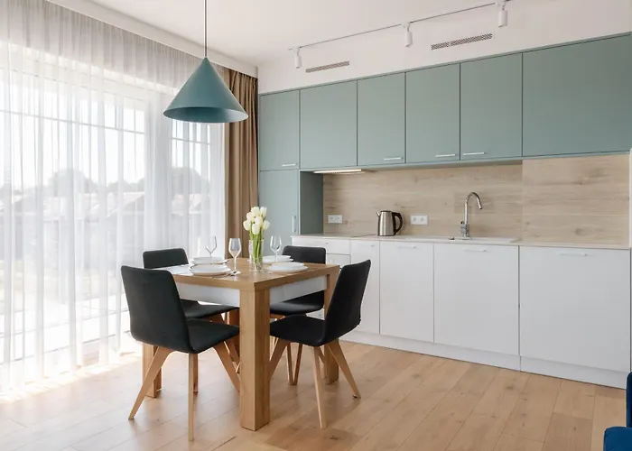 Port Krynica, Sun & Snow *